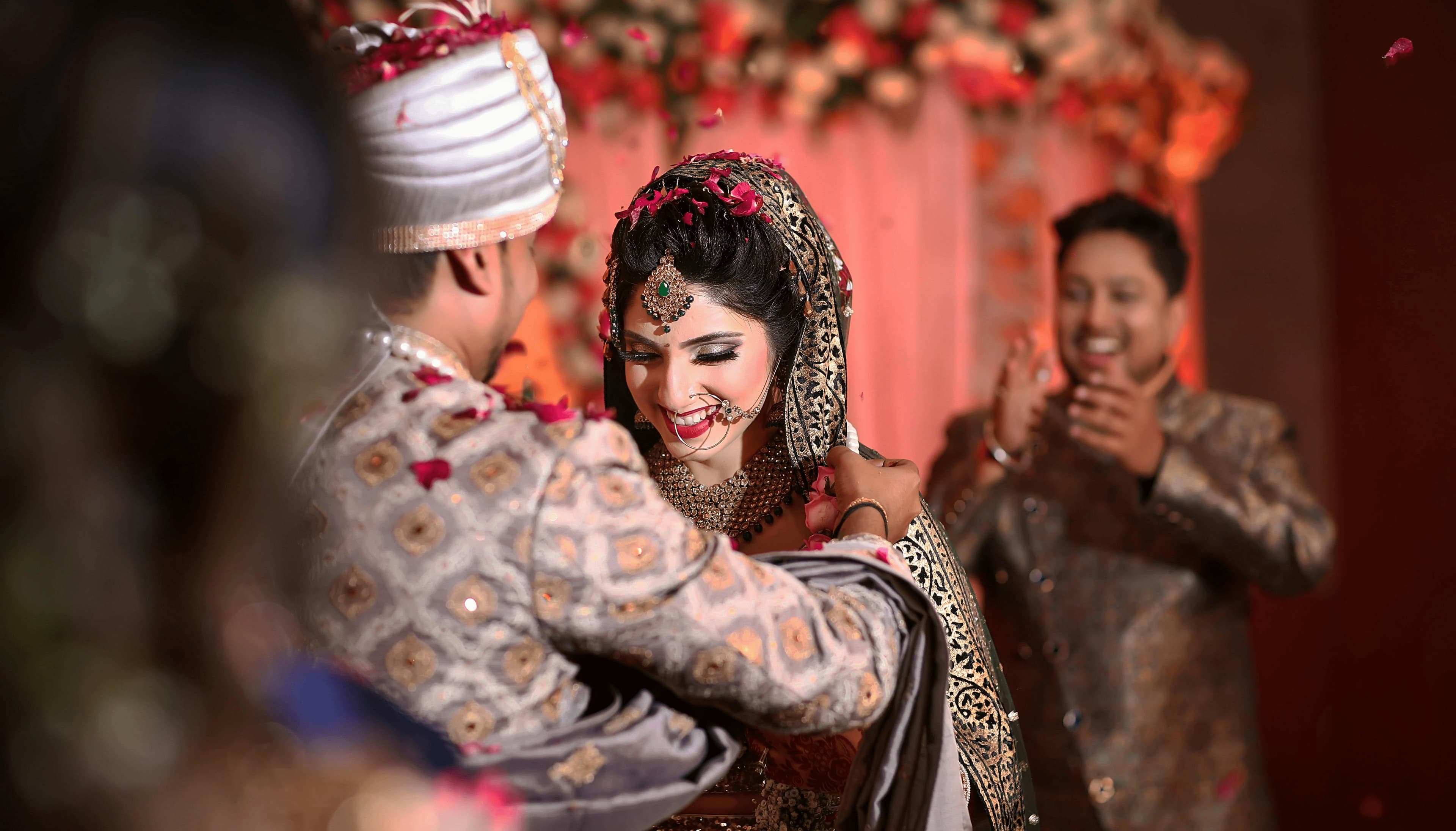 EVENTS & SERVICES